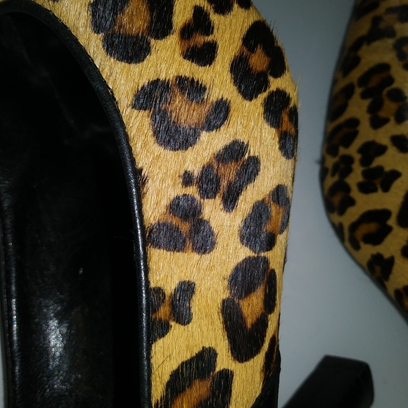 Franco Sarto leopard & black leather pumps - Picture 3 of 6